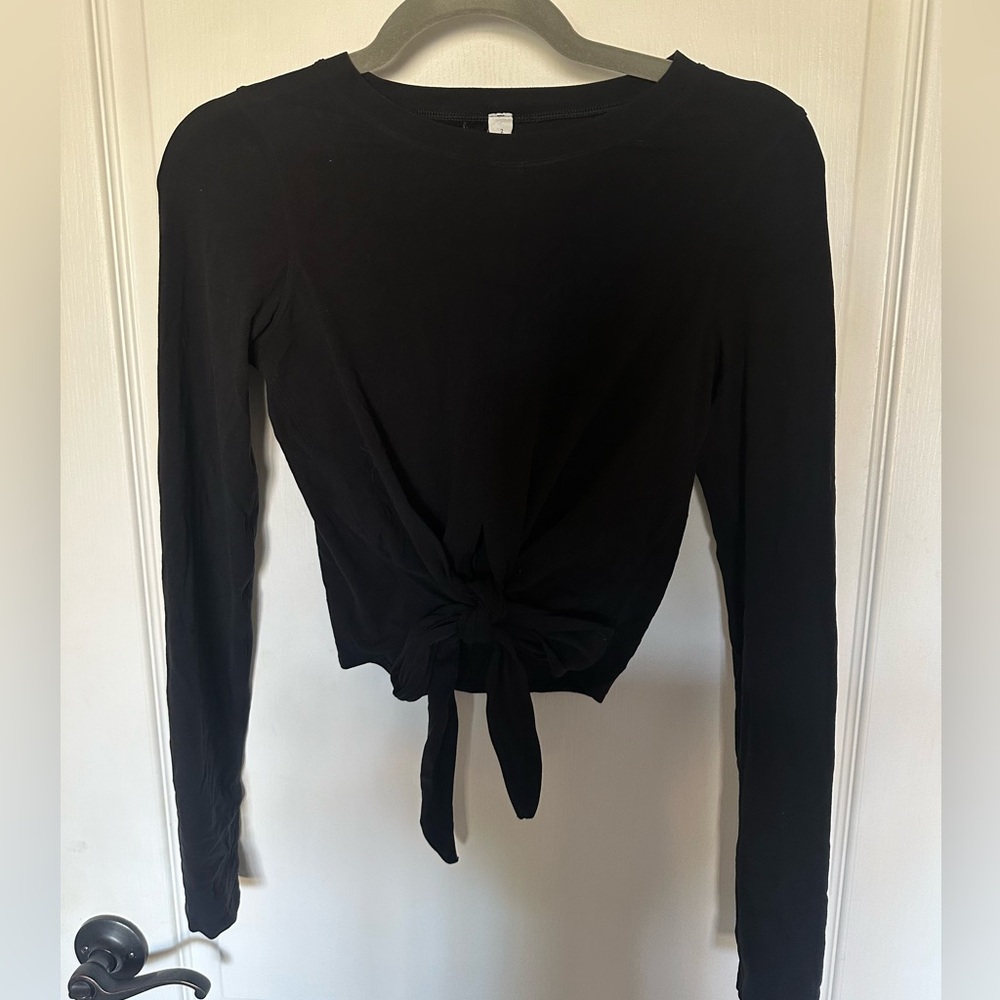 Lululemon It’s A Tie Long Sleeve